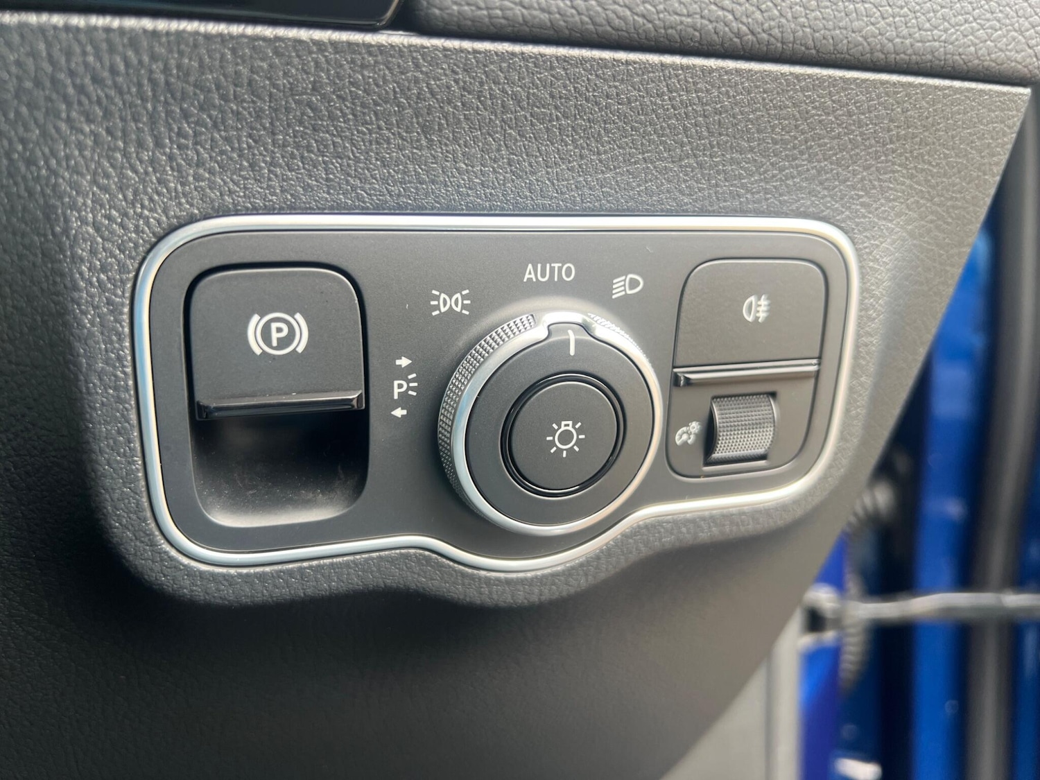 Used Mercedes-Benz EQA 2025 for sale - 78019921: Photo 40