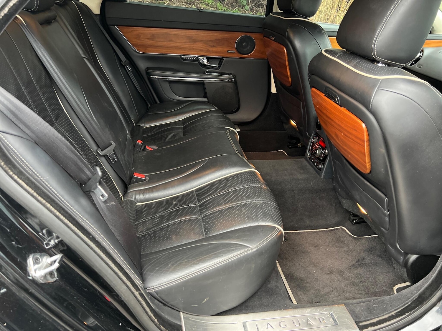 Used Jaguar XJ for sale - 77425608: Photo 26