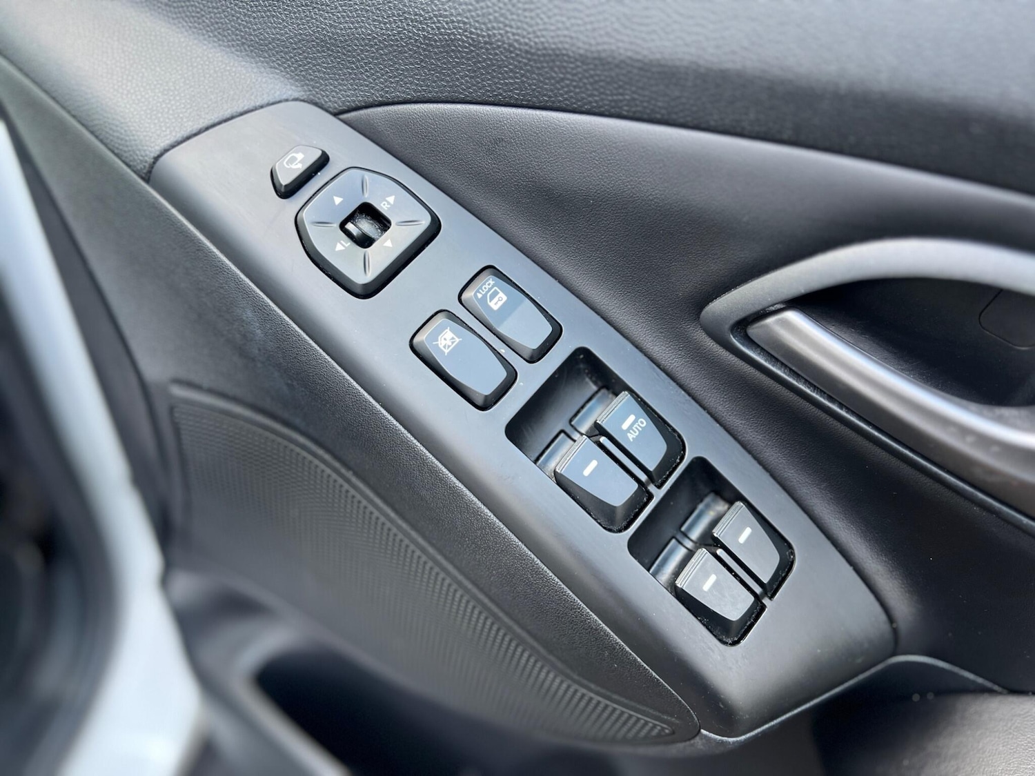 Used Hyundai Ix35 2014 for sale - 77376668: Photo 63