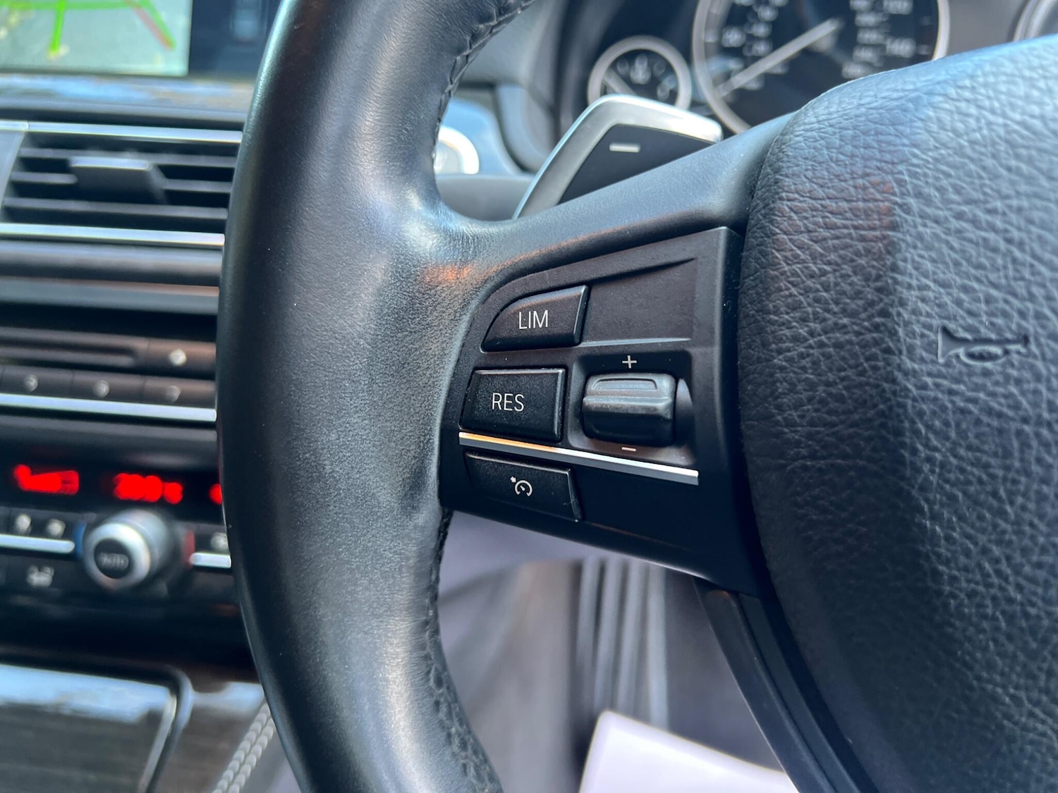 Used BMW 5 Series 2025 for sale - 77120292: Photo 38