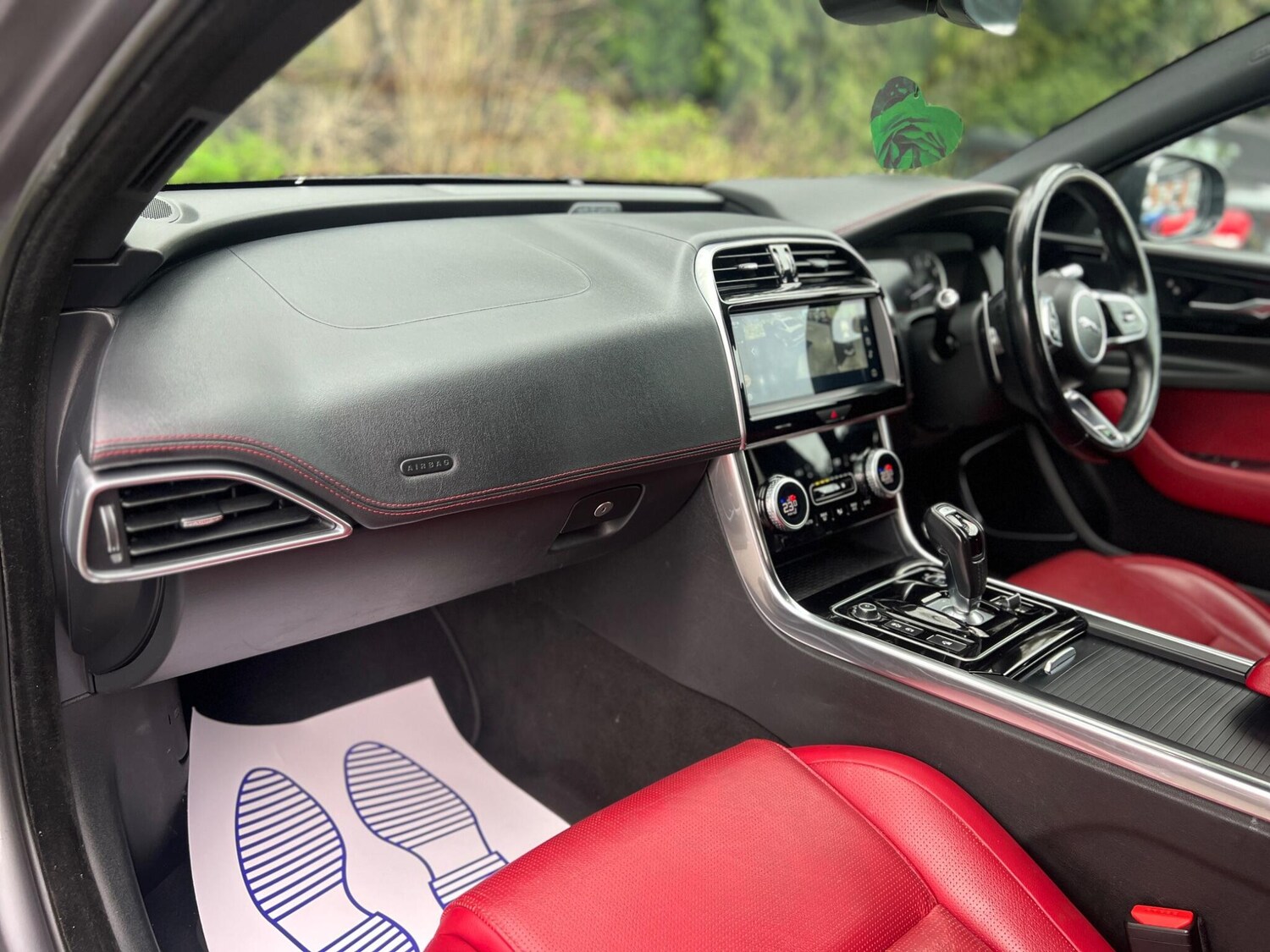 Used Jaguar XE 2020 for sale - 77799410: Photo 29