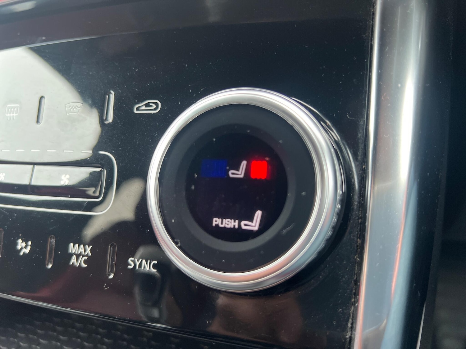 Used Jaguar XE 2020 for sale - 77799410: Photo 40