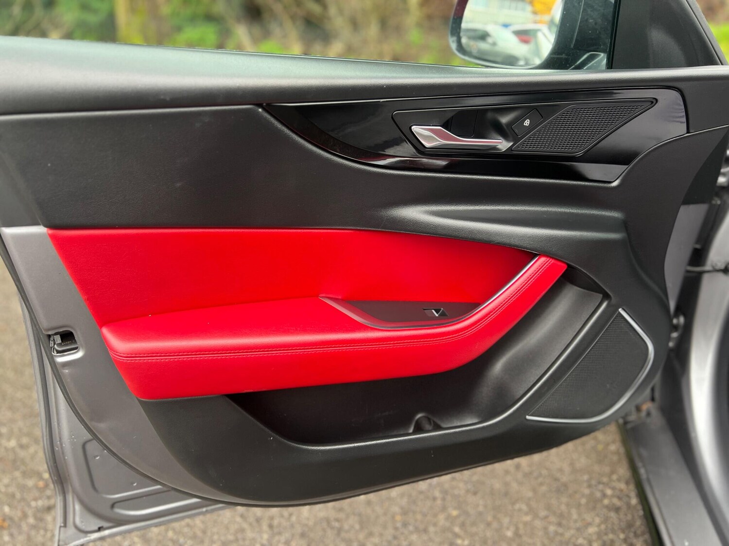 Used Jaguar XE 2020 for sale - 77799410: Photo 42