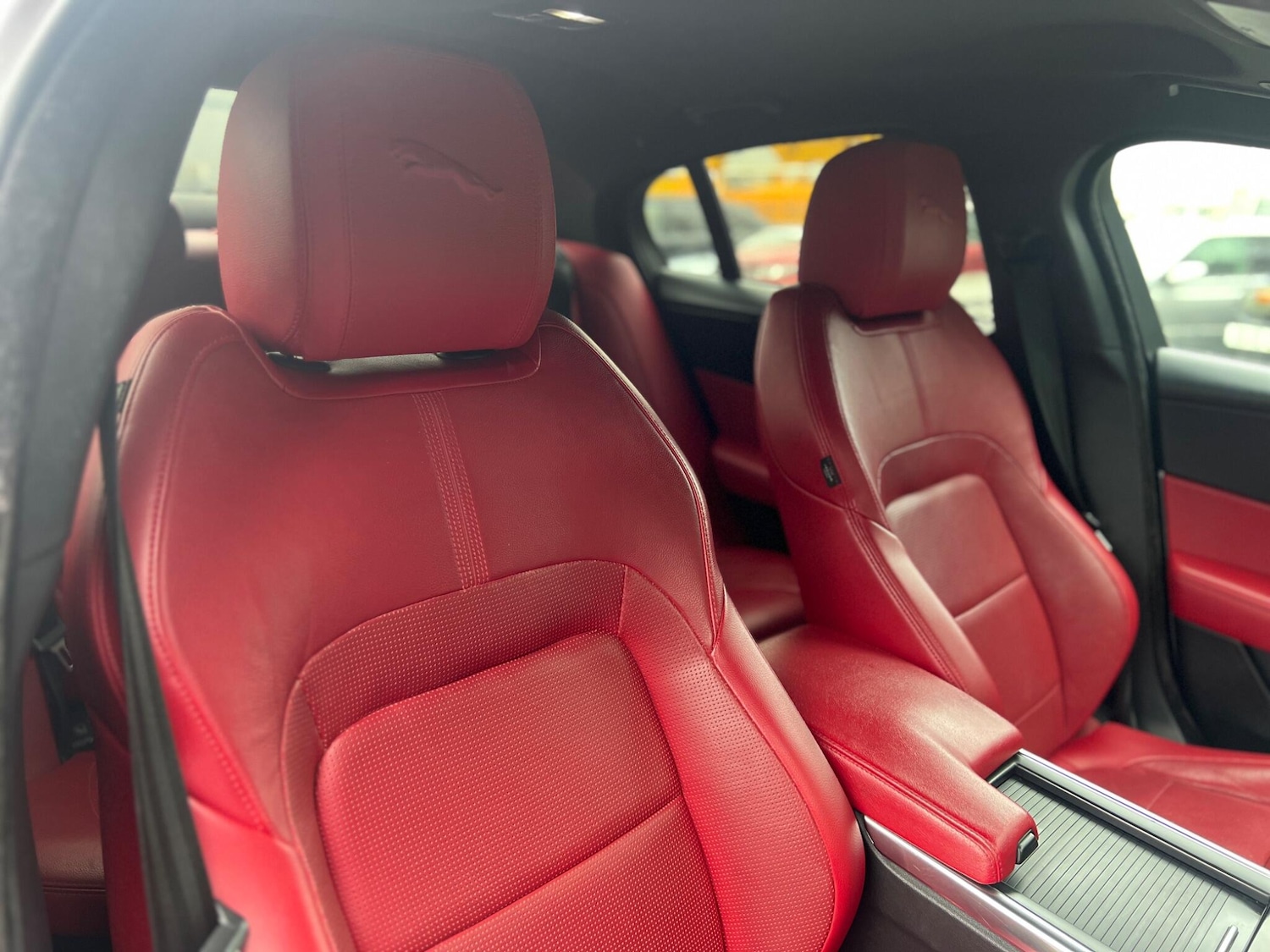 Used Jaguar XE 2020 for sale - 77799410: Photo 5