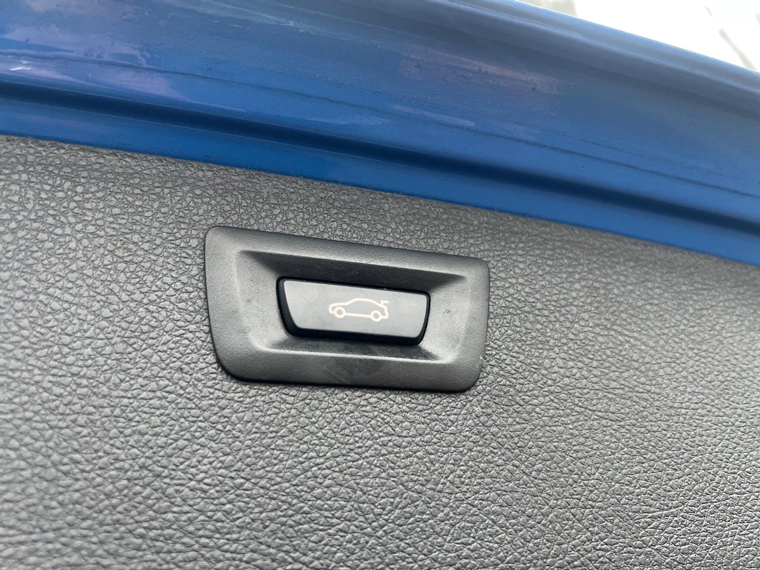 Used BMW 3 Series 2017 for sale - 77142943: Photo 37