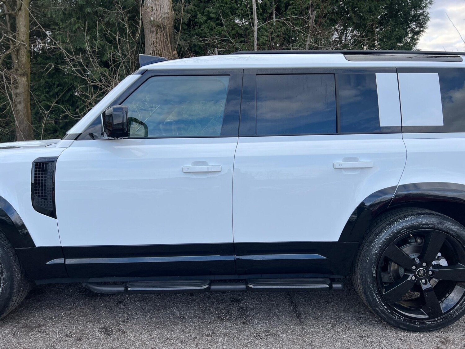 Used Land Rover Defender 110 for sale - 77671303: Photo 15