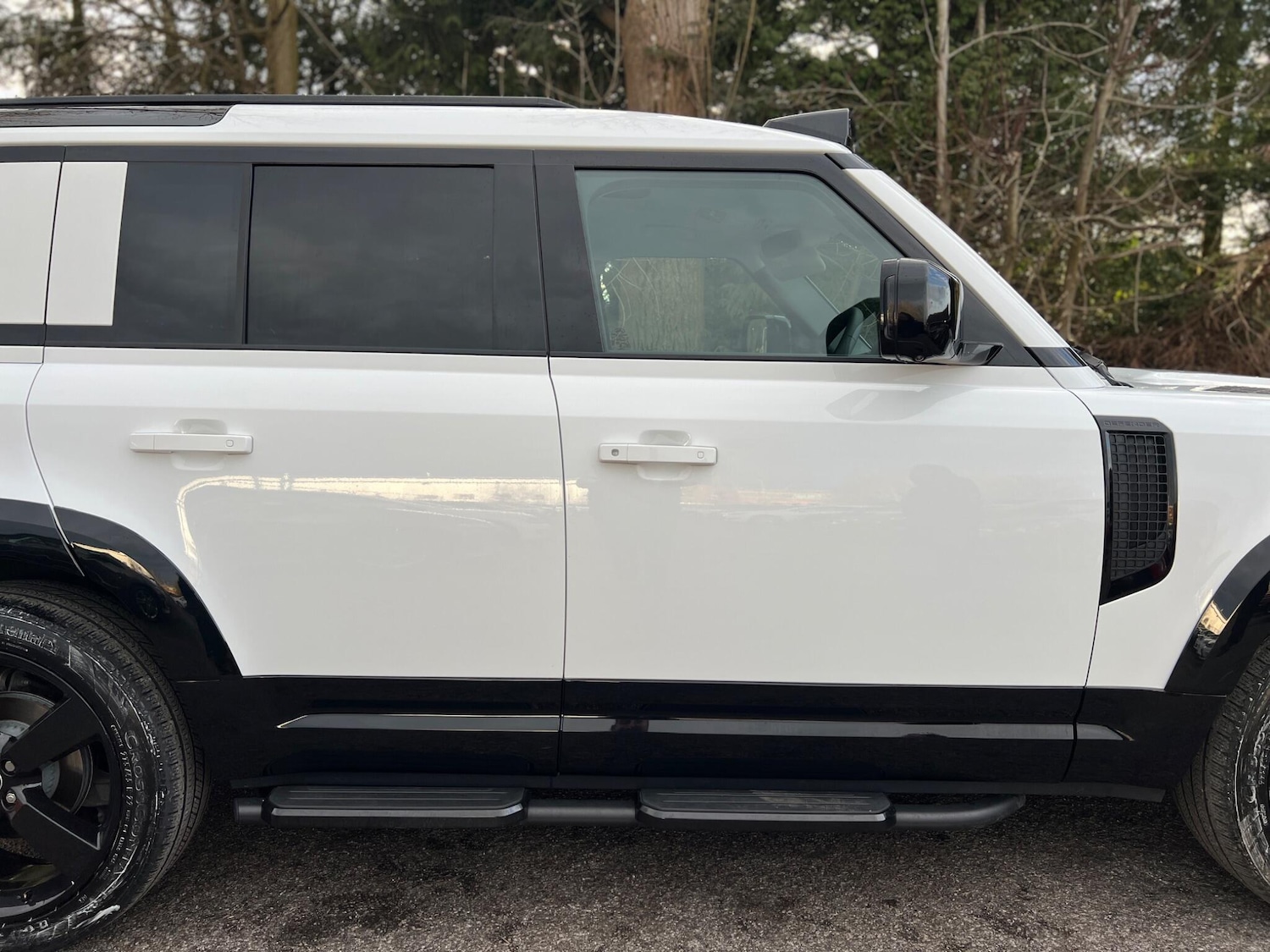 Used Land Rover Defender 110 for sale - 77671303: Photo 17