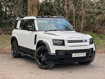 Used Land Rover Defender 110 2025 for sale - 77671303: Photo