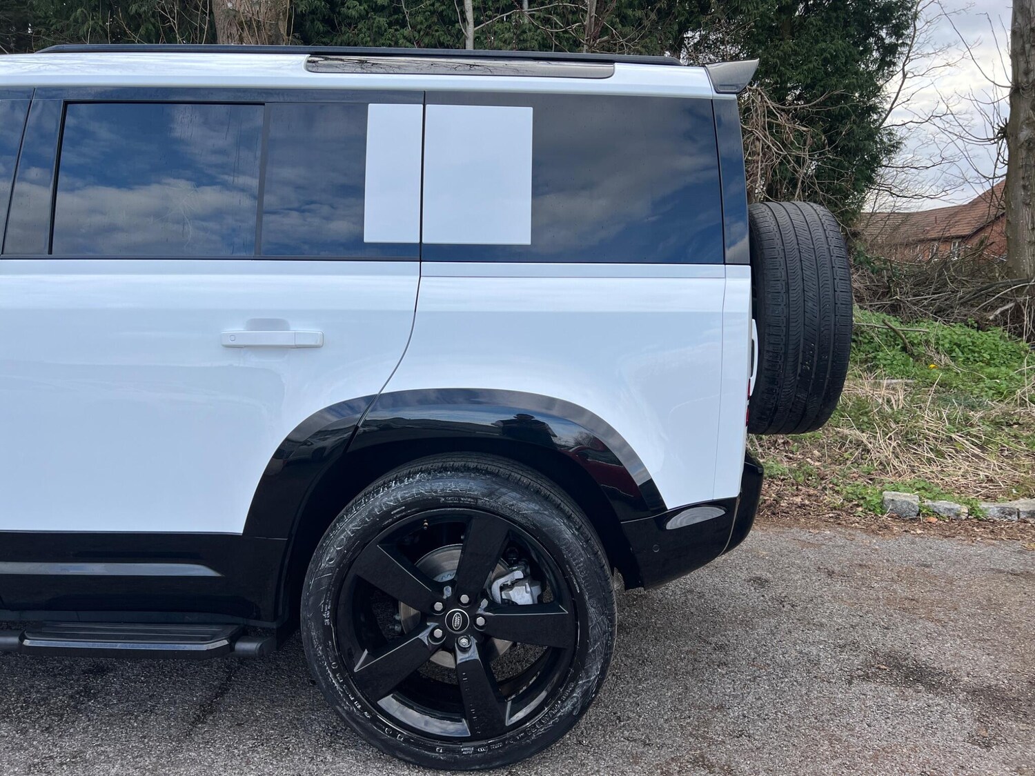 Used Land Rover Defender 110 for sale - 77671303: Photo 36