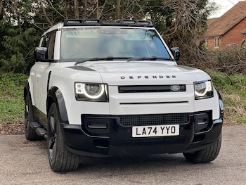 Used Land Rover Defender 110 2025 for sale - 77671303: Photo
