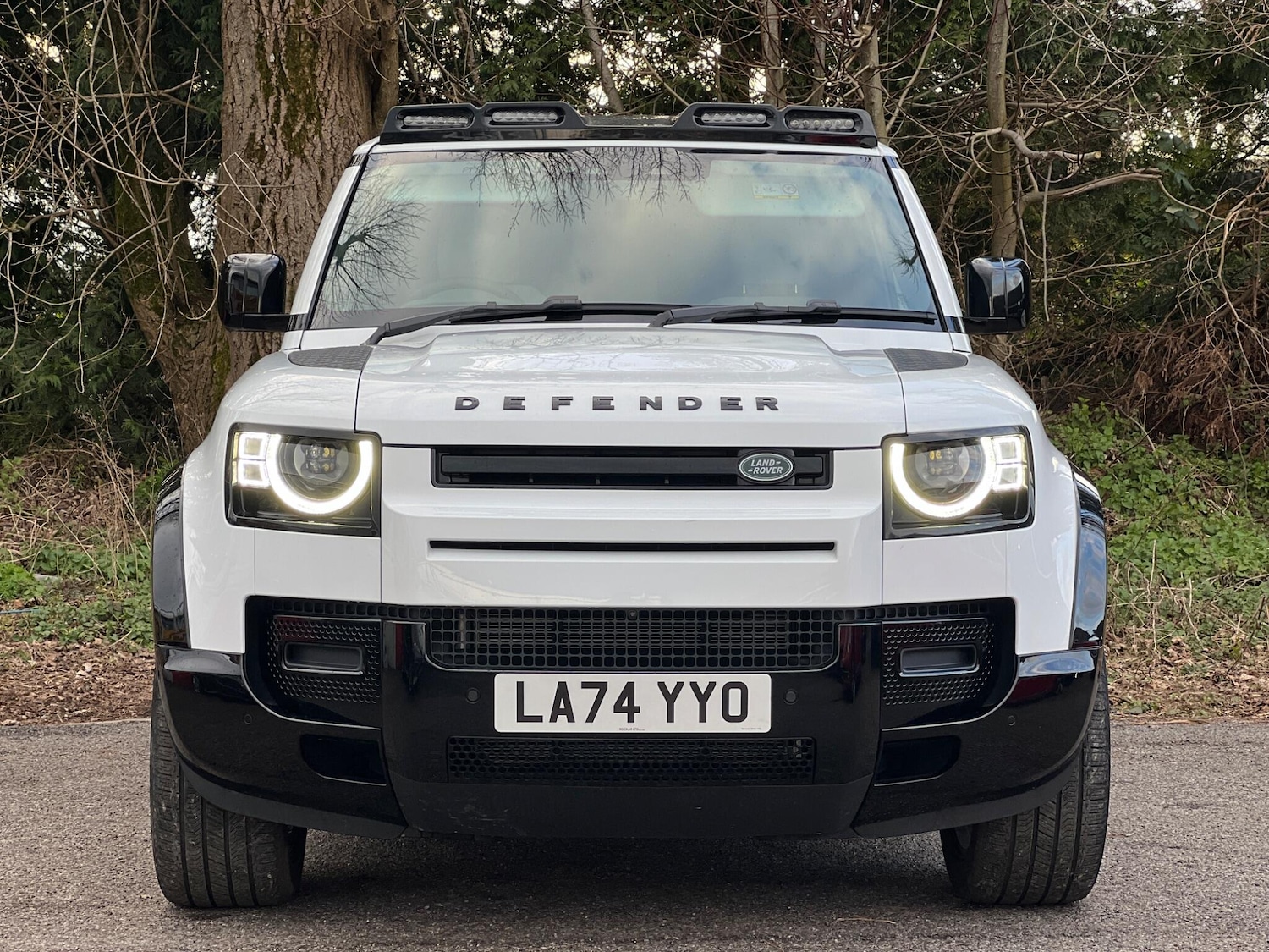 Used Land Rover Defender 110 for sale - 77671303: Photo 4