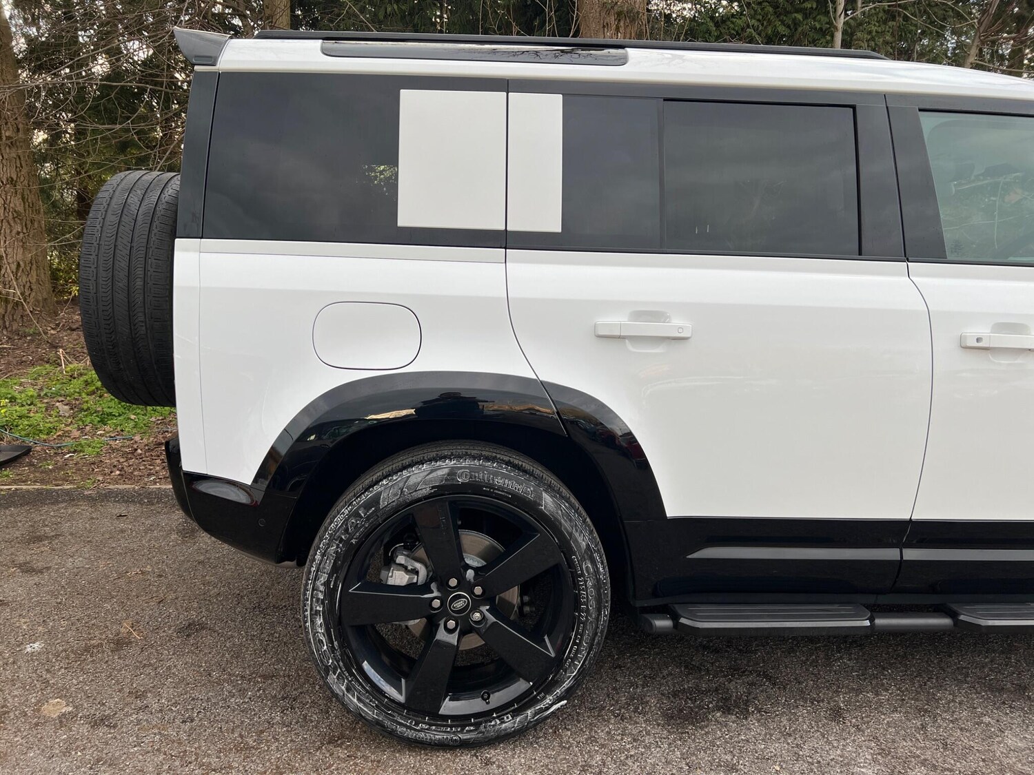 Used Land Rover Defender 110 for sale - 77671303: Photo 40