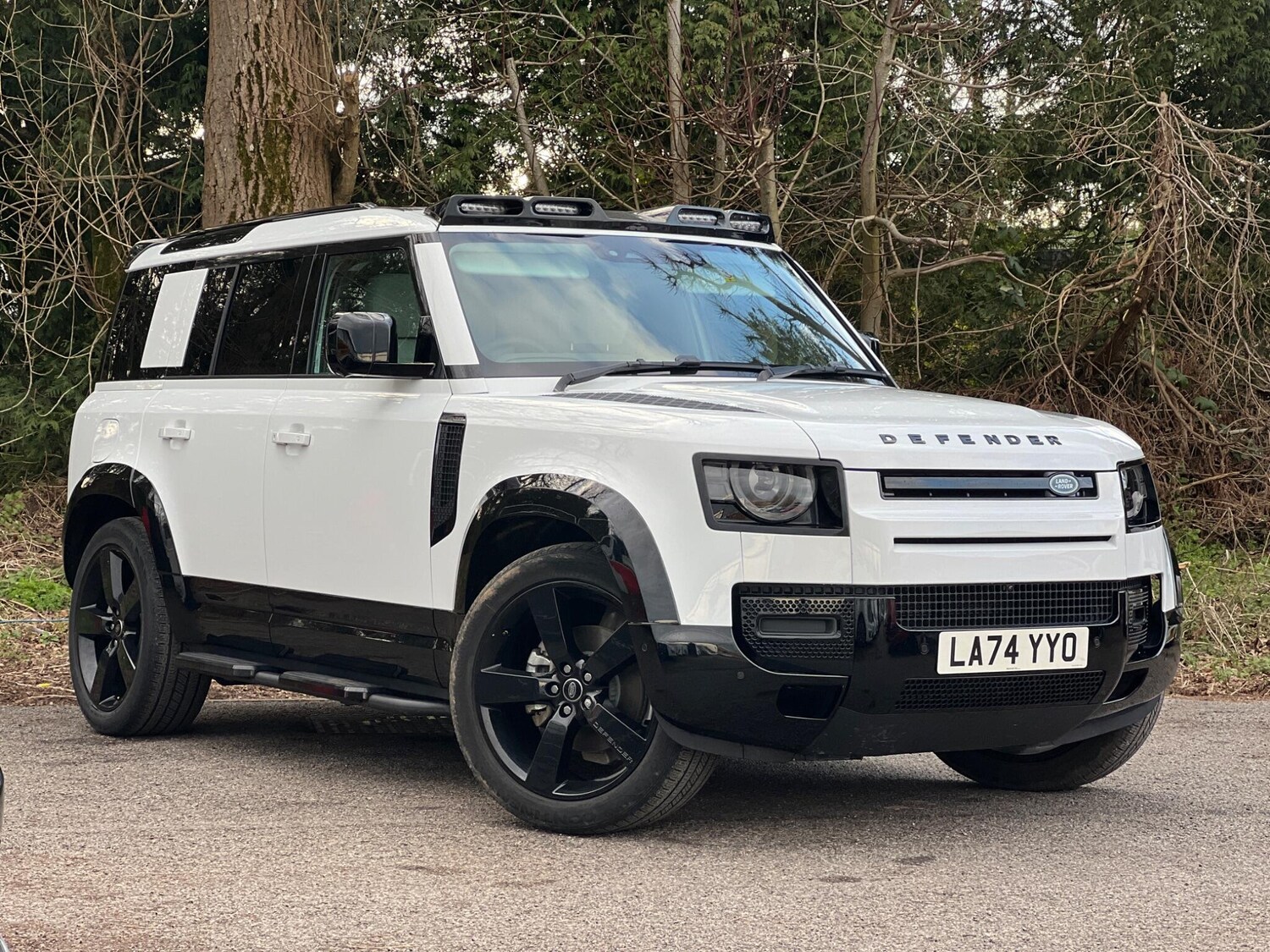 Used Land Rover Defender 110 for sale - 77671303: Photo 8