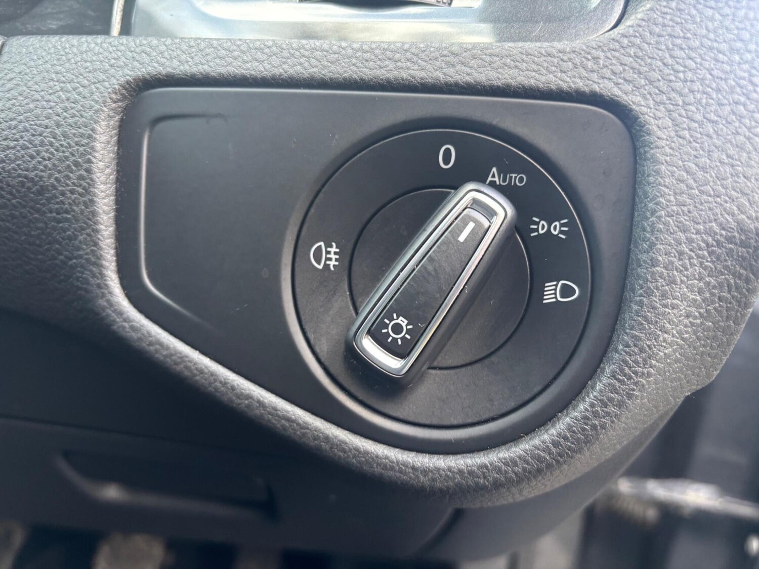 Used Volkswagen Golf 2018 for sale - 77559724: Photo 19