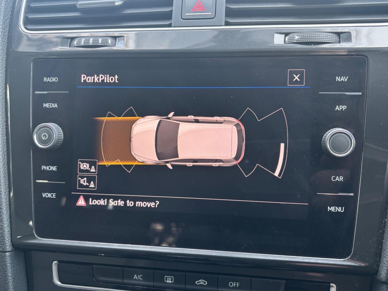 Used Volkswagen Golf 2018 for sale - 77559724: Photo 27