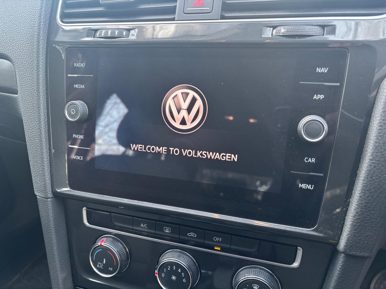 Used Volkswagen Golf 2018 for sale - 77559724: Photo 28