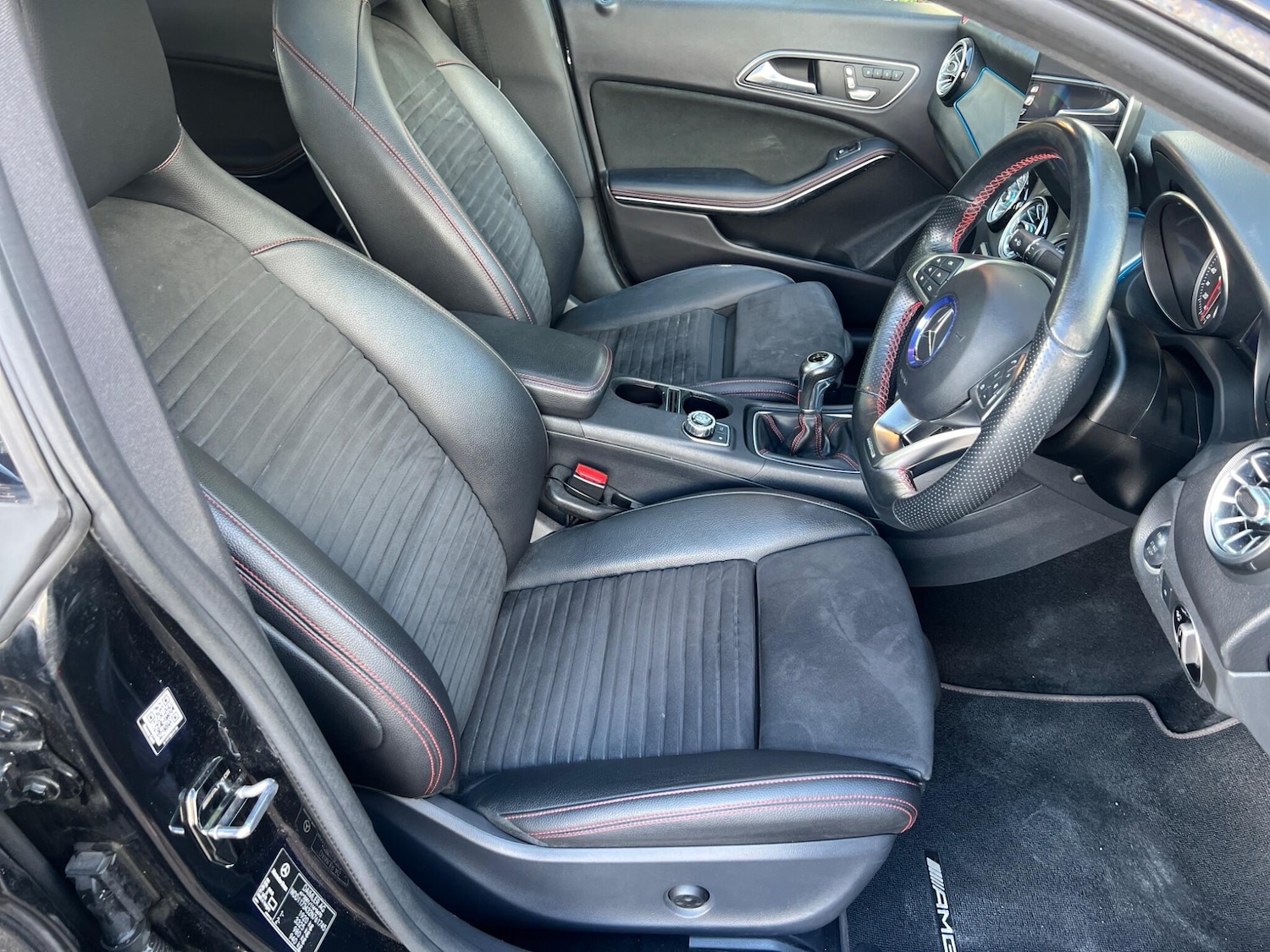 Used Mercedes-Benz CLA 2019 for sale - 77387230: Photo 35