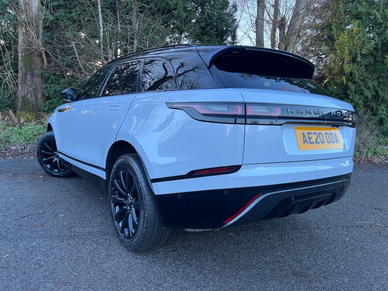 Used Land Rover Range Rover Velar 2020 for sale - 77202825: Photo 2