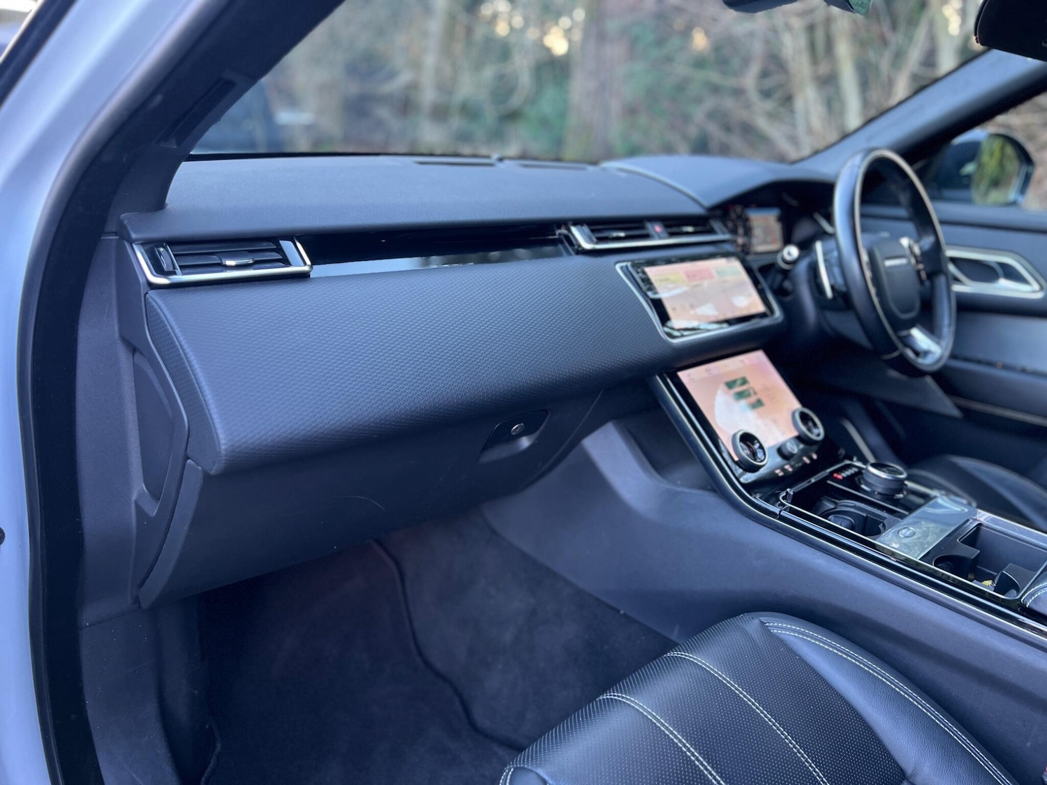 Used Land Rover Range Rover Velar 2020 for sale - 77202825: Photo 32