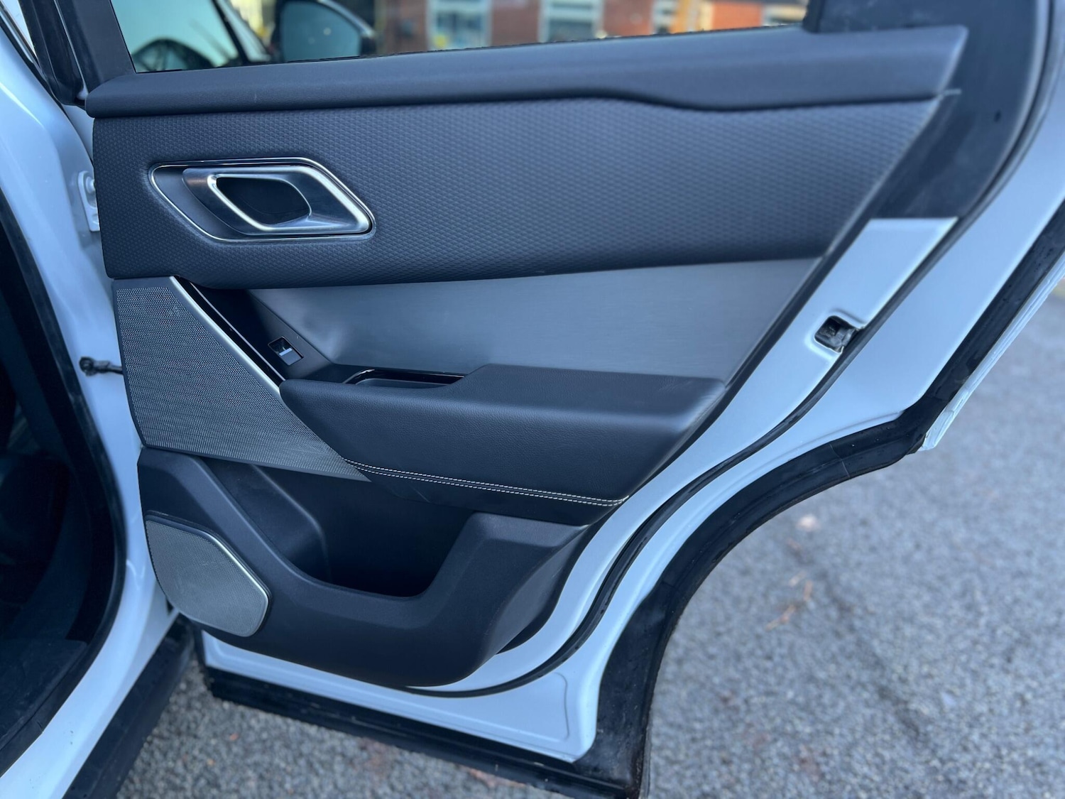 Used Land Rover Range Rover Velar 2020 for sale - 77202825: Photo 40