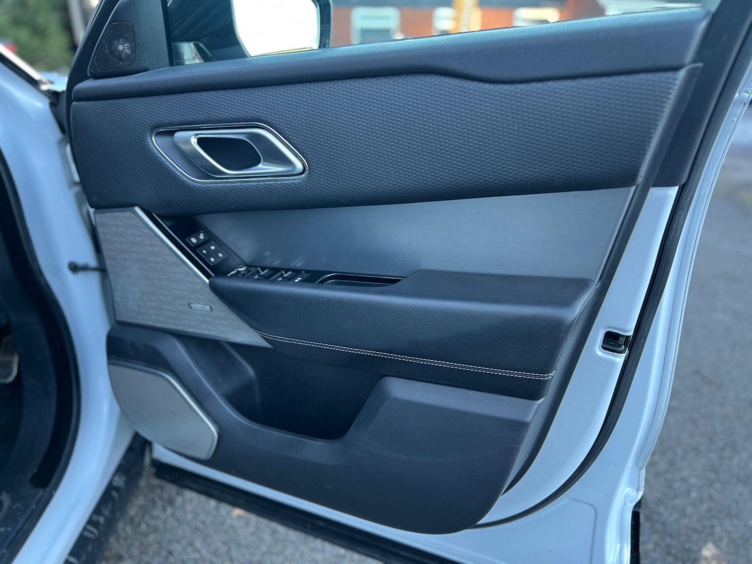 Used Land Rover Range Rover Velar 2020 for sale - 77202825: Photo 41