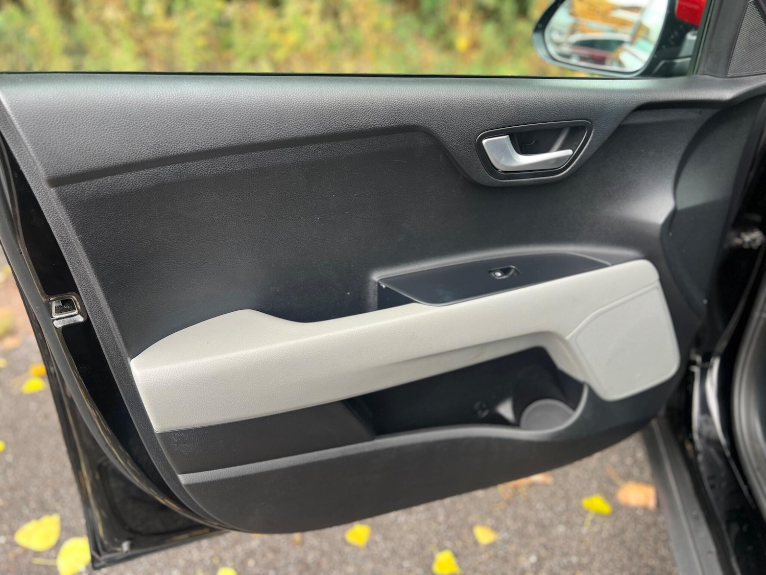 Used Kia Stonic 2020 for sale - 77238450: Photo 35