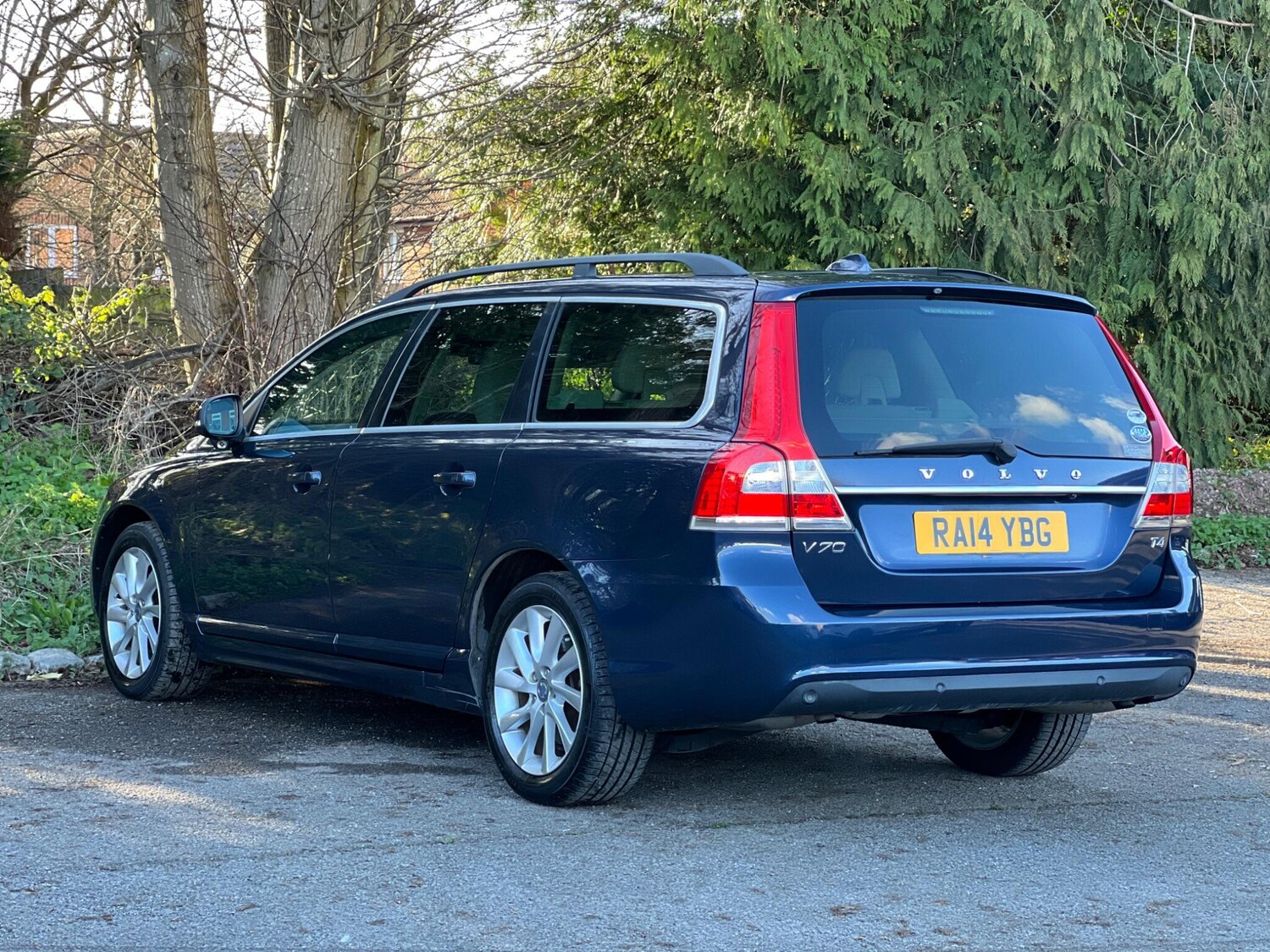 Used Volvo V70 for sale - 77909746: Photo 17