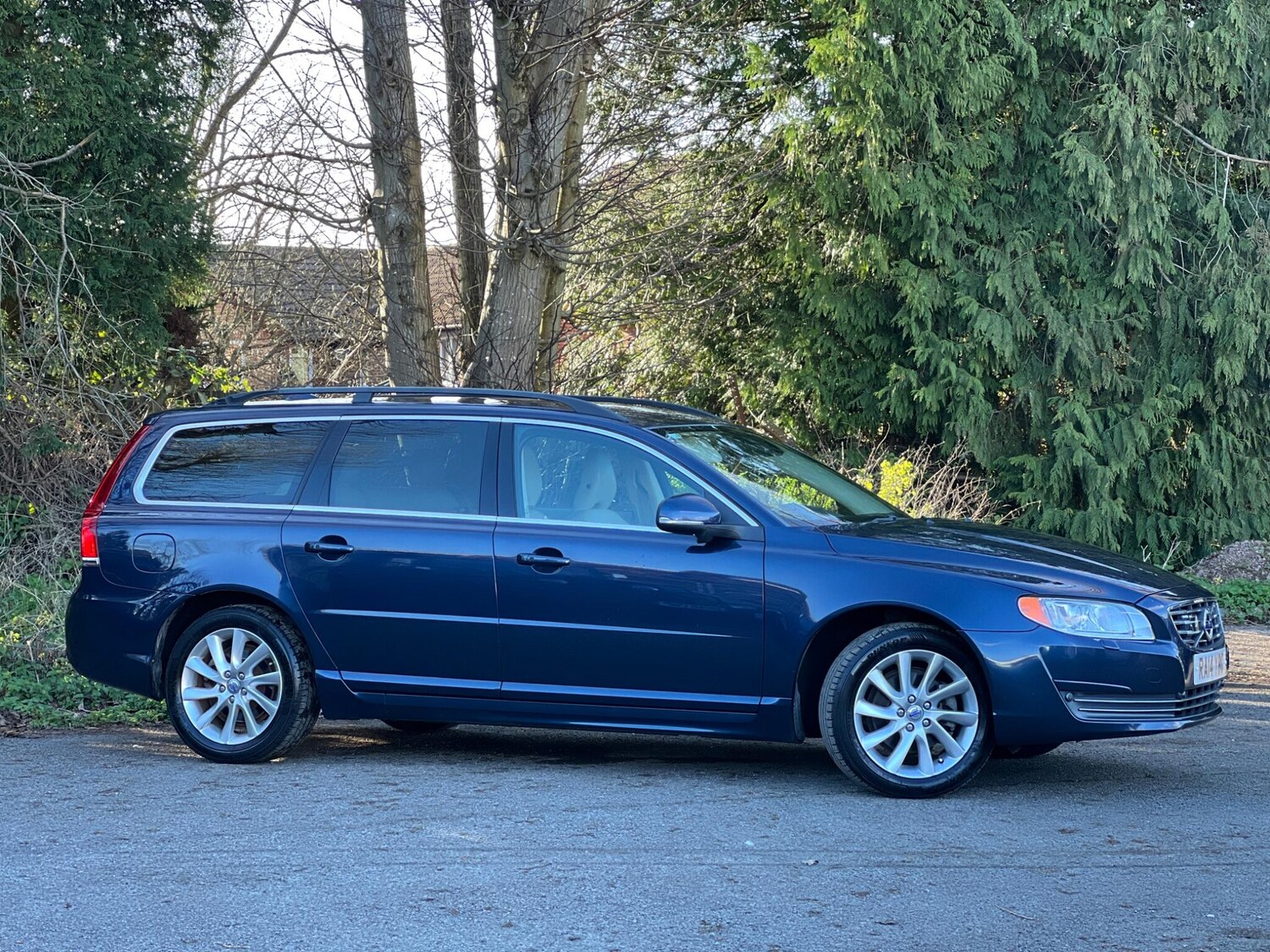 Used Volvo V70 for sale - 77909746: Photo 27