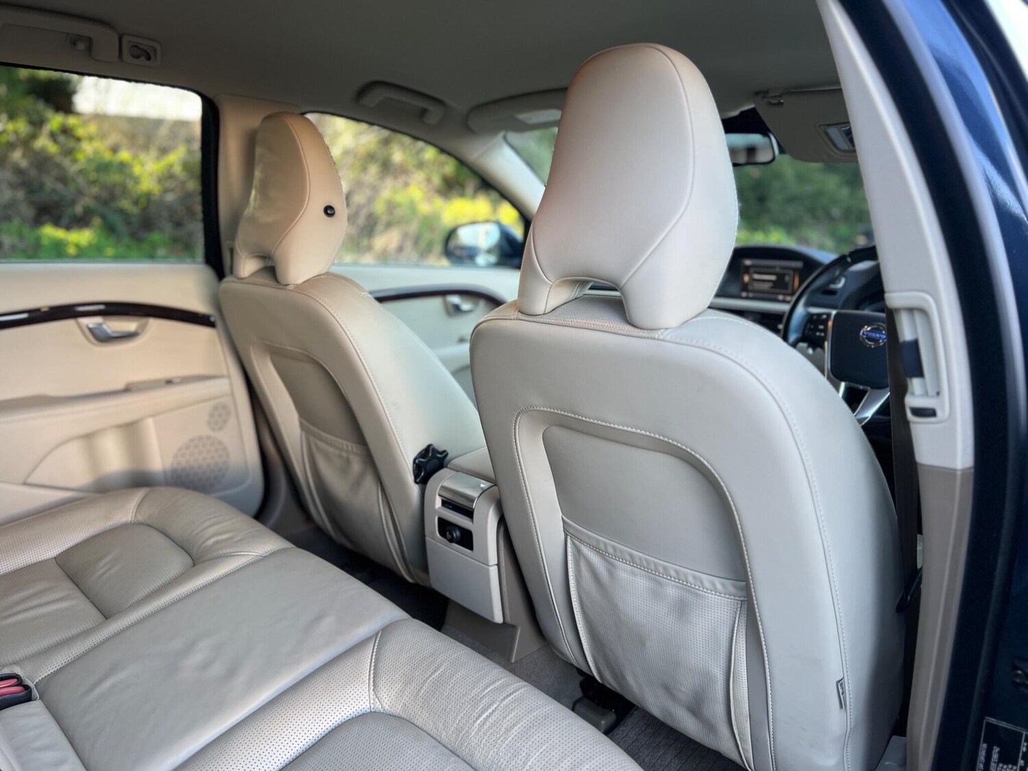 Used Volvo V70 for sale - 77909746: Photo 40