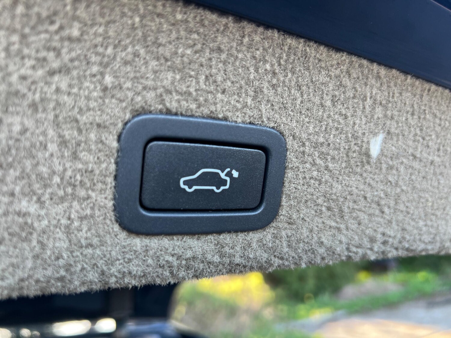 Used Volvo V70 for sale - 77909746: Photo 48