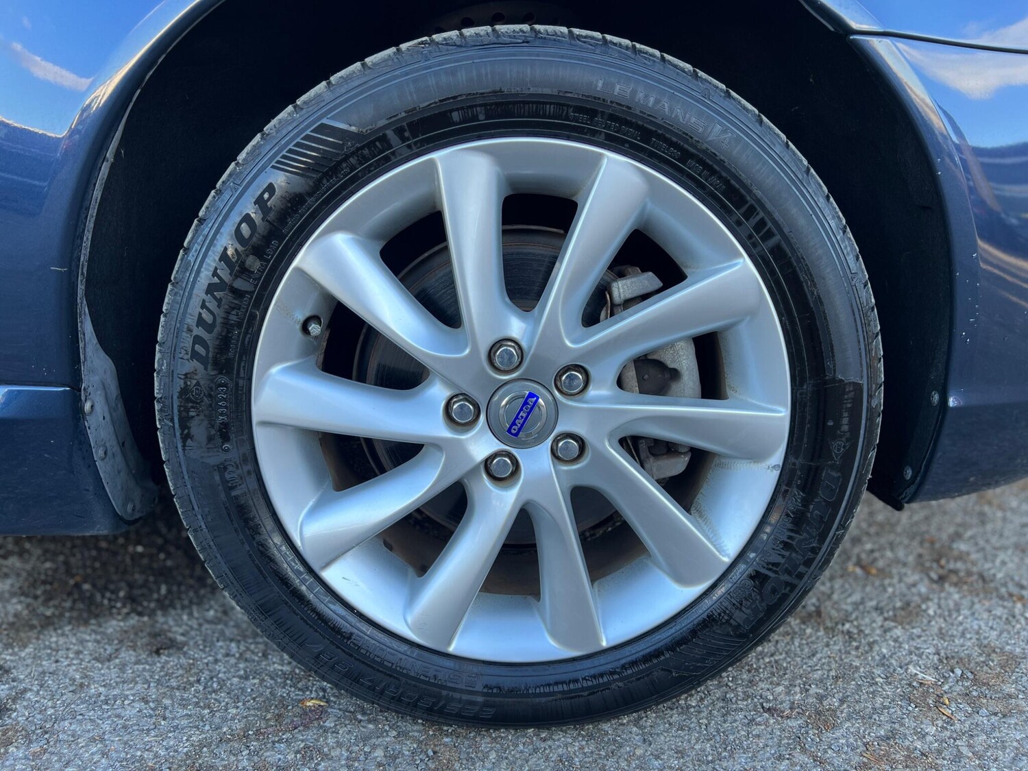 Used Volvo V70 for sale - 77909746: Photo 54