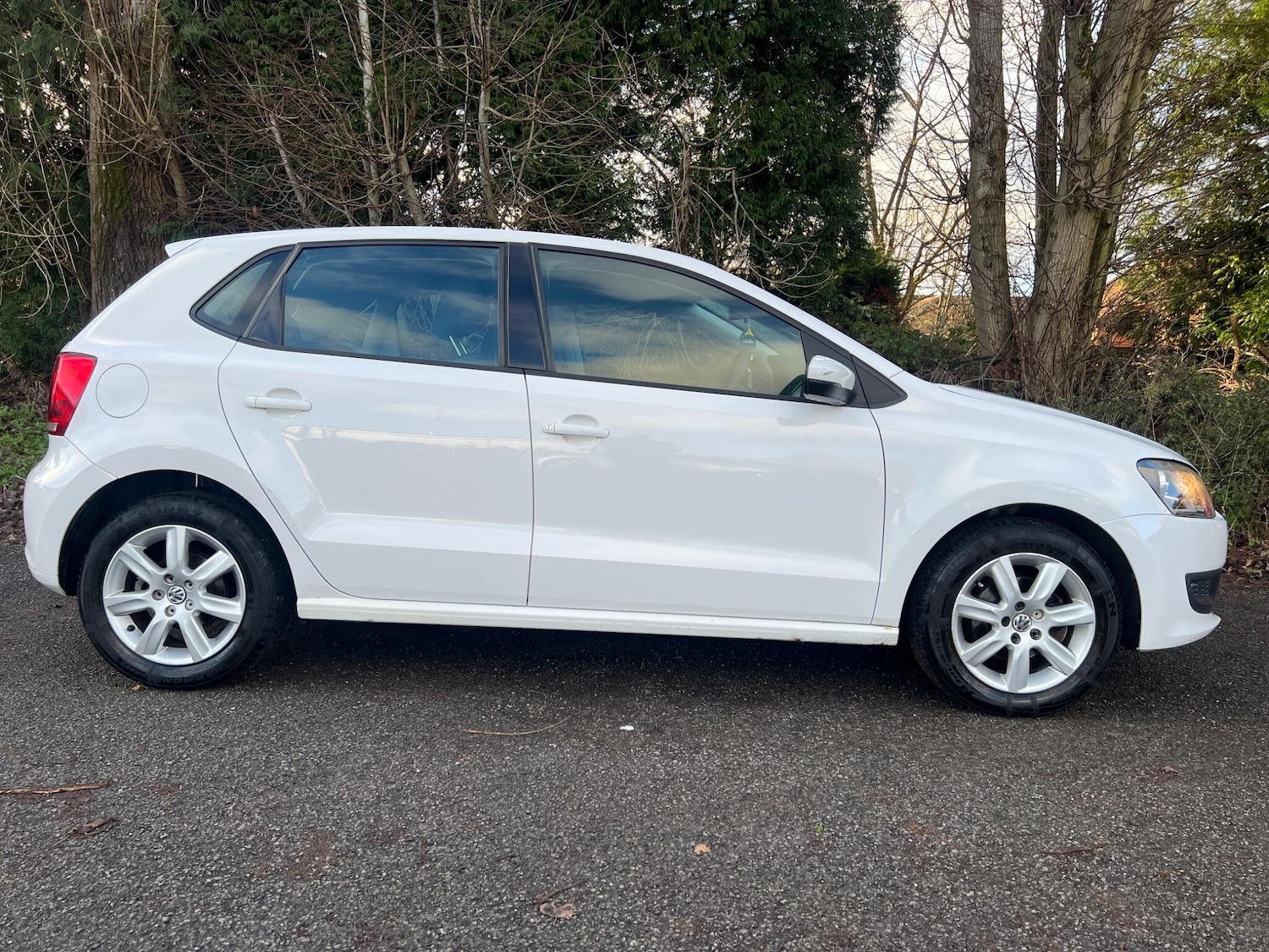 Used Volkswagen Polo 2010 for sale - 77203979: Photo 24