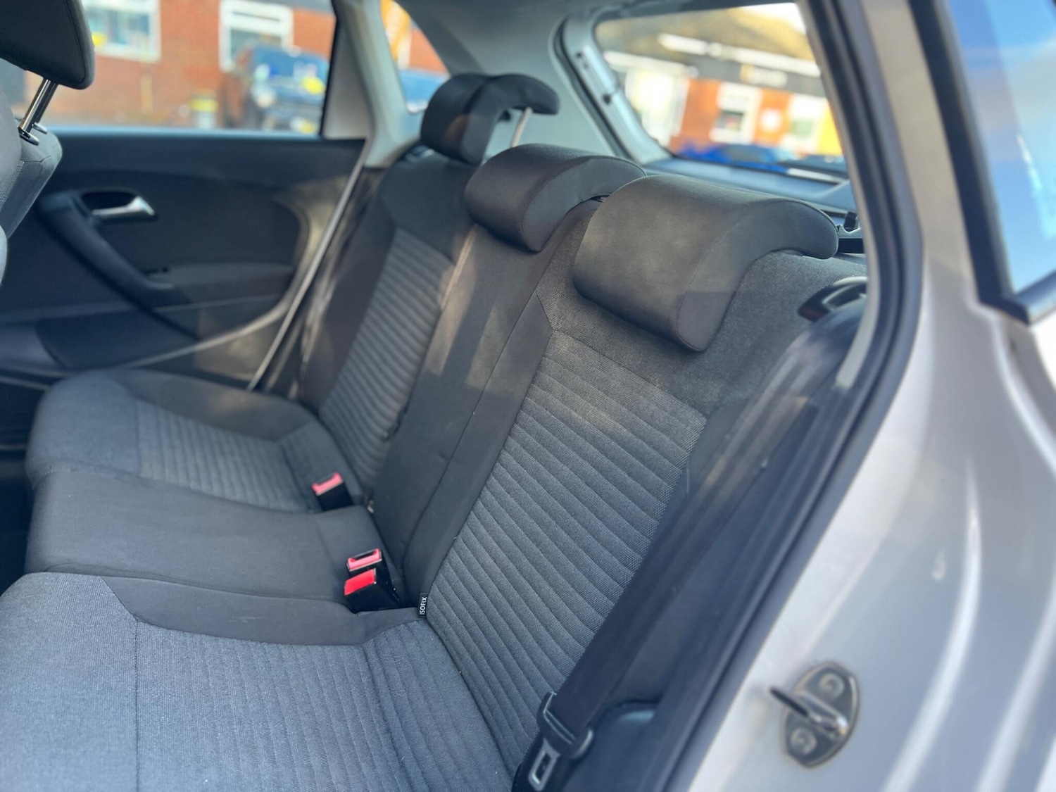 Used Volkswagen Polo 2010 for sale - 77203979: Photo 36