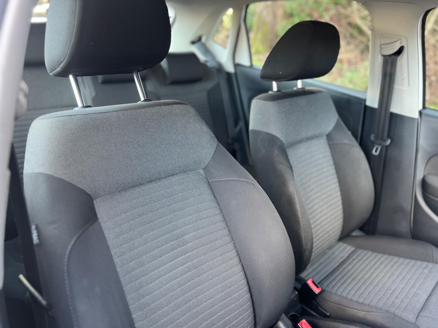 Used Volkswagen Polo 2010 for sale - 77203979: Photo 41