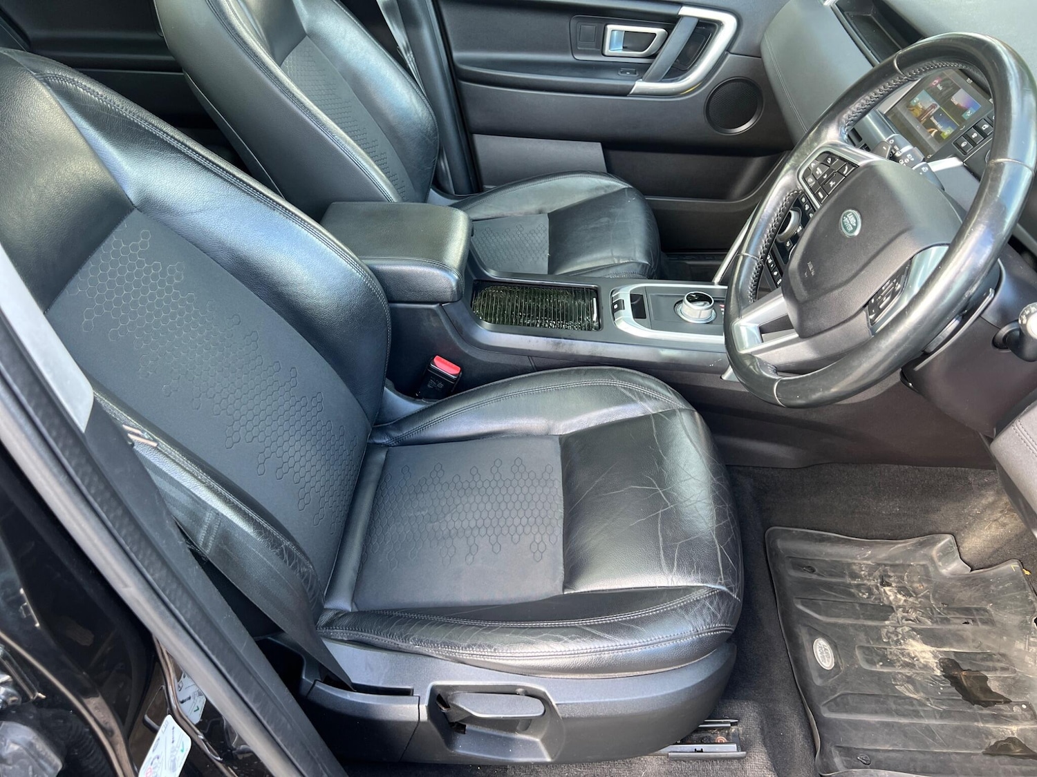 Used Land Rover Discovery Sport 2016 for sale - 77852897: Photo 34