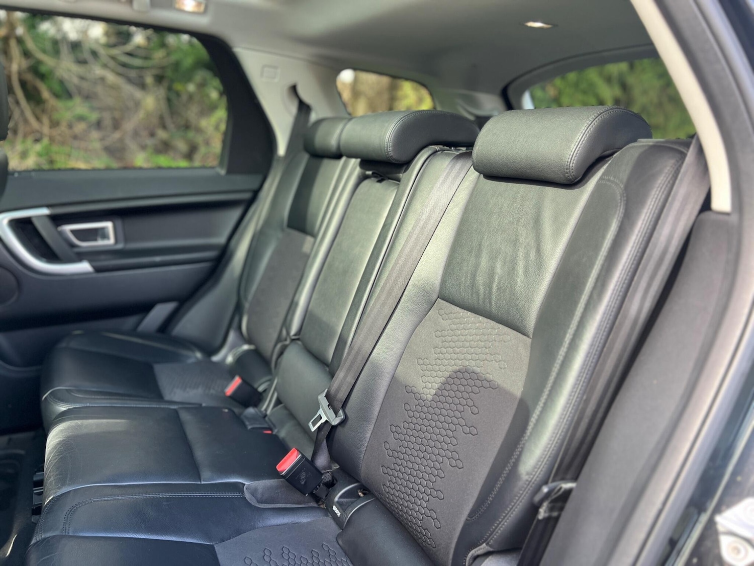 Used Land Rover Discovery Sport 2016 for sale - 77852897: Photo 40