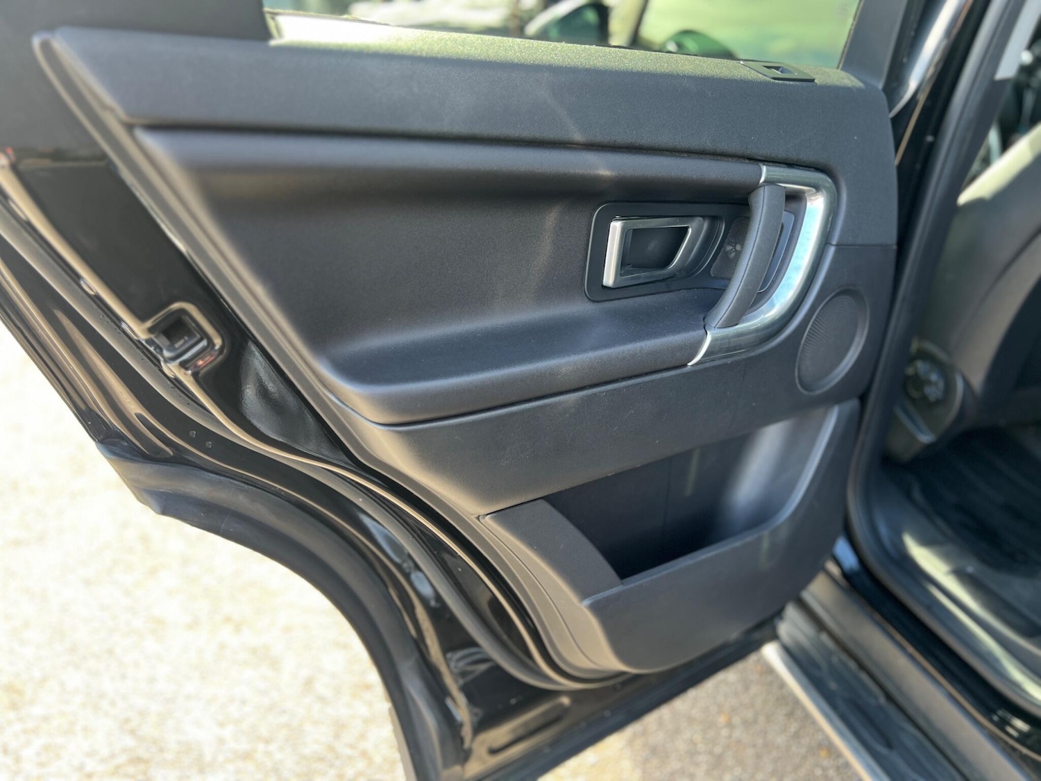 Used Land Rover Discovery Sport 2016 for sale - 77852897: Photo 48