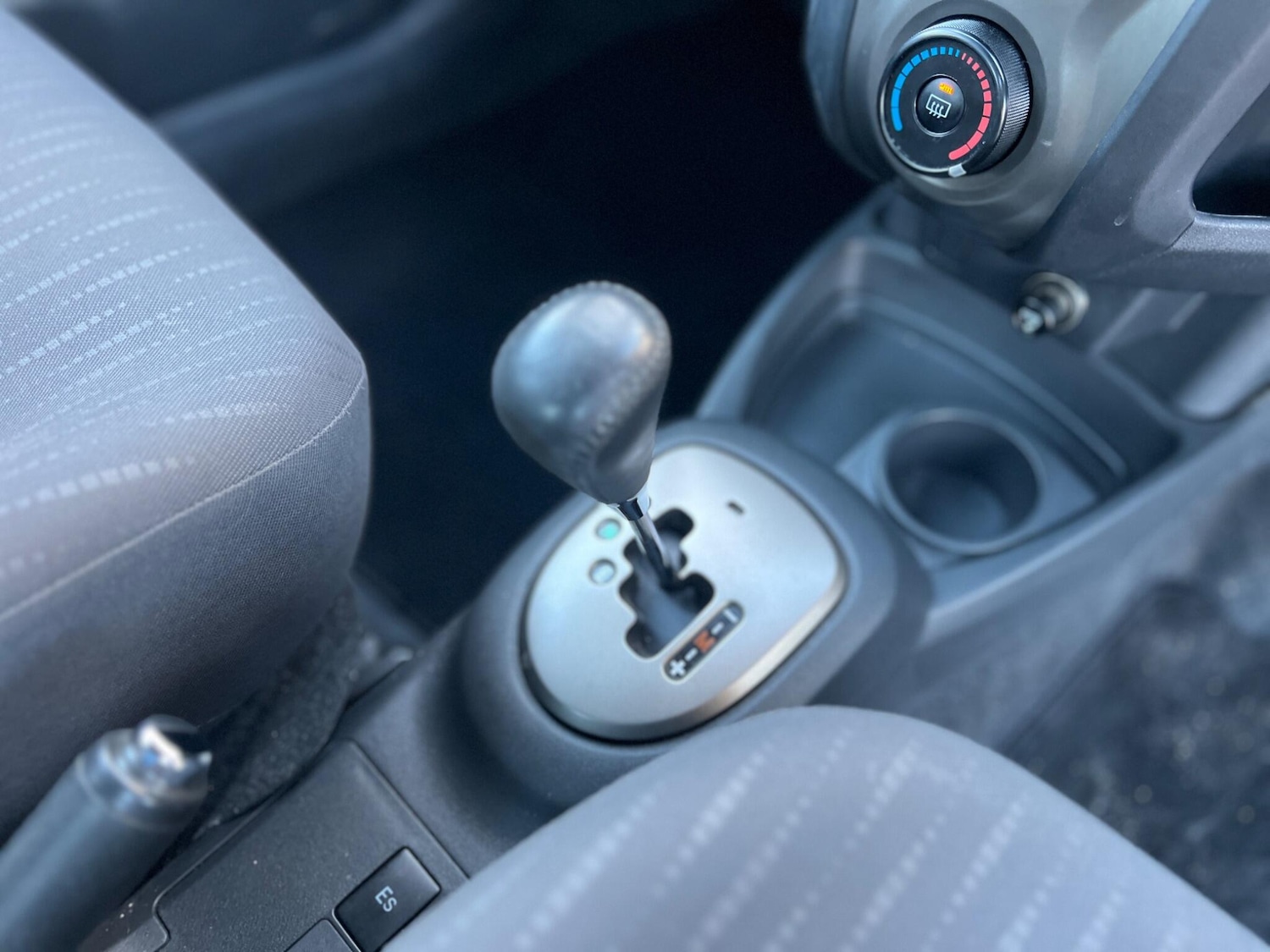 Used Toyota Yaris 2009 for sale - 77202515: Photo 31