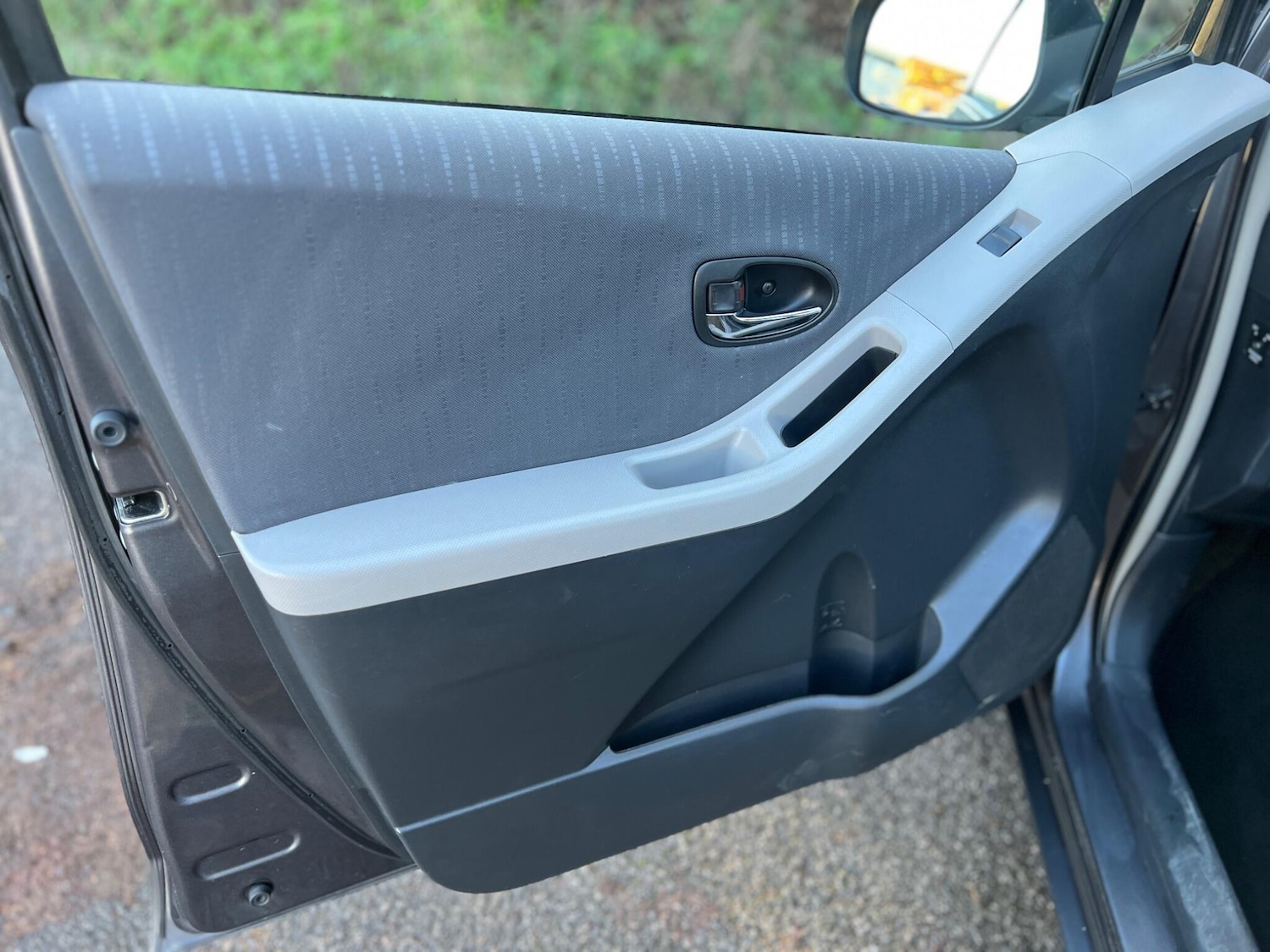 Used Toyota Yaris 2009 for sale - 77202515: Photo 39