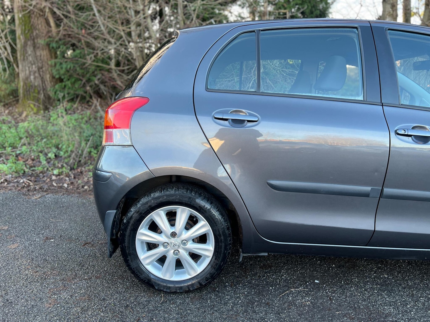 Used Toyota Yaris 2009 for sale - 77202515: Photo 46