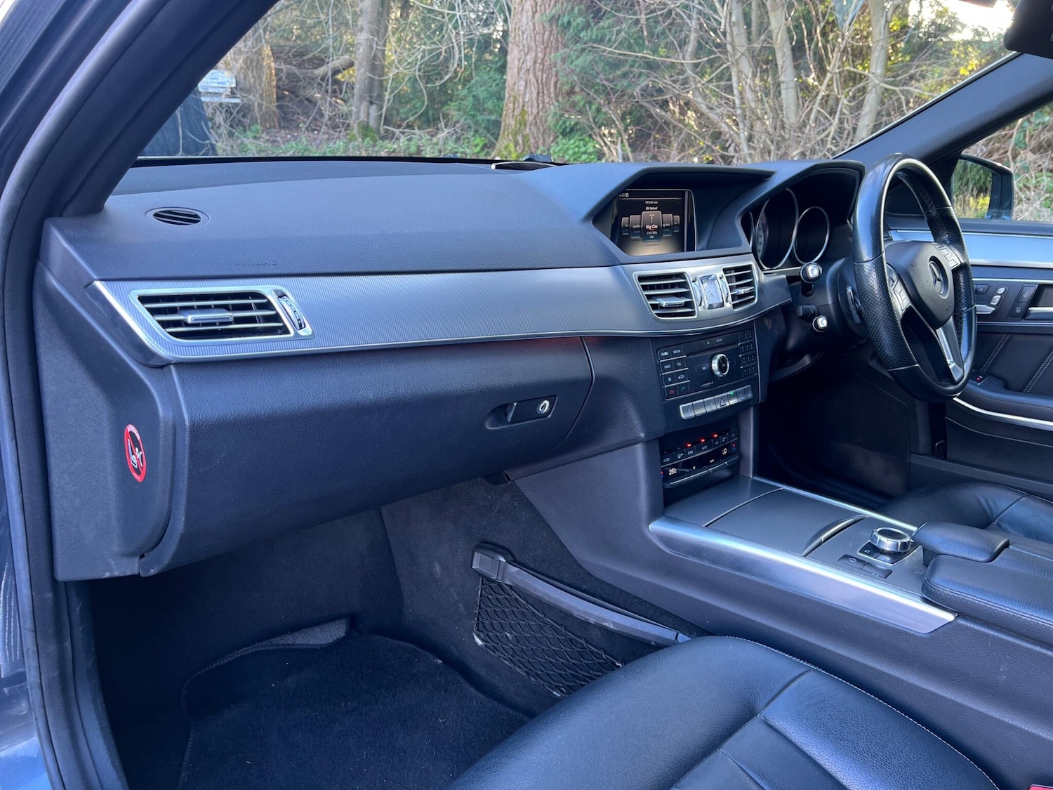 Used Mercedes-Benz E Class 2015 for sale - 77892708: Photo 28