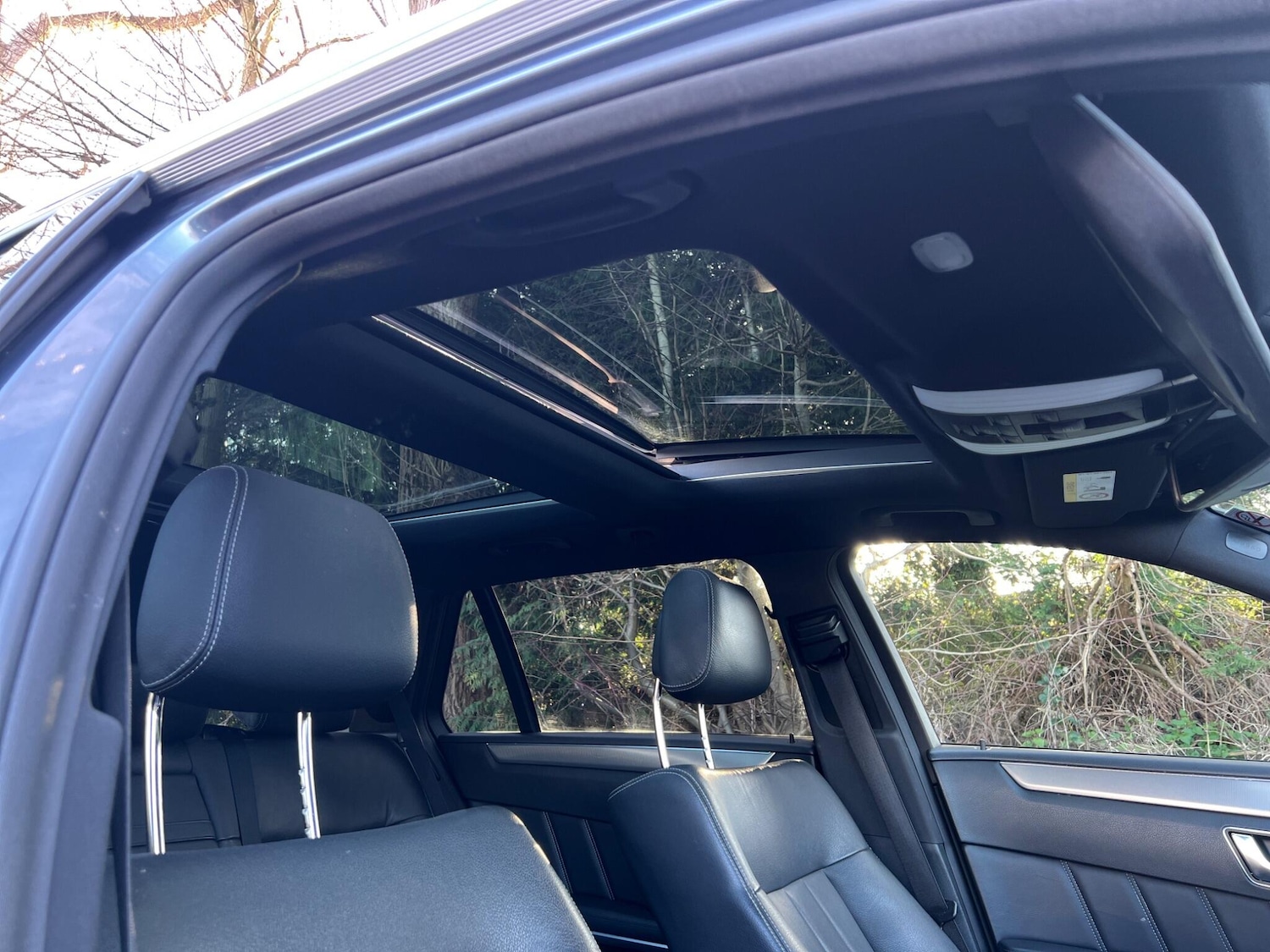 Used Mercedes-Benz E Class 2015 for sale - 77892708: Photo 30