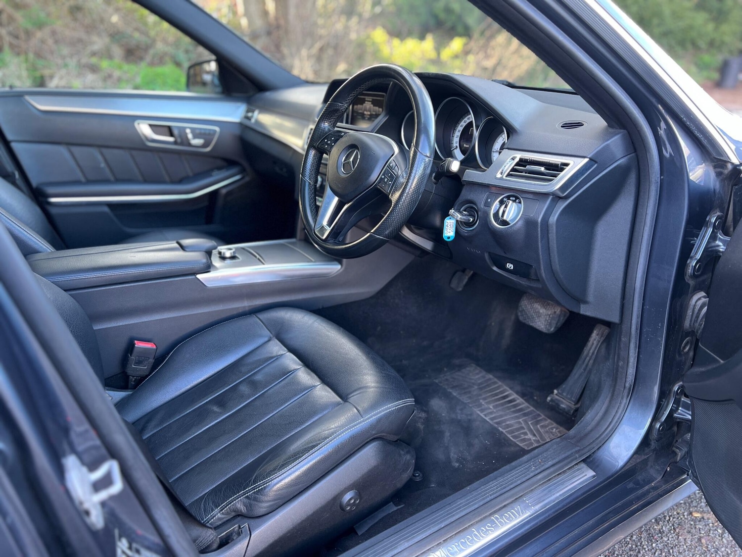 Used Mercedes-Benz E Class 2015 for sale - 77892708: Photo 33