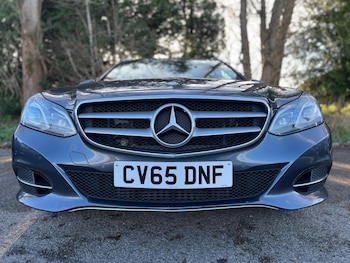 Used Mercedes-Benz E Class 2015 for sale - 77892708: Photo