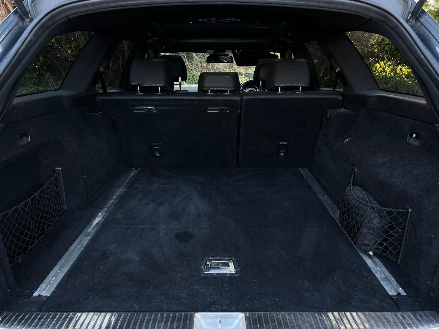 Used Mercedes-Benz E Class 2015 for sale - 77892708: Photo 58