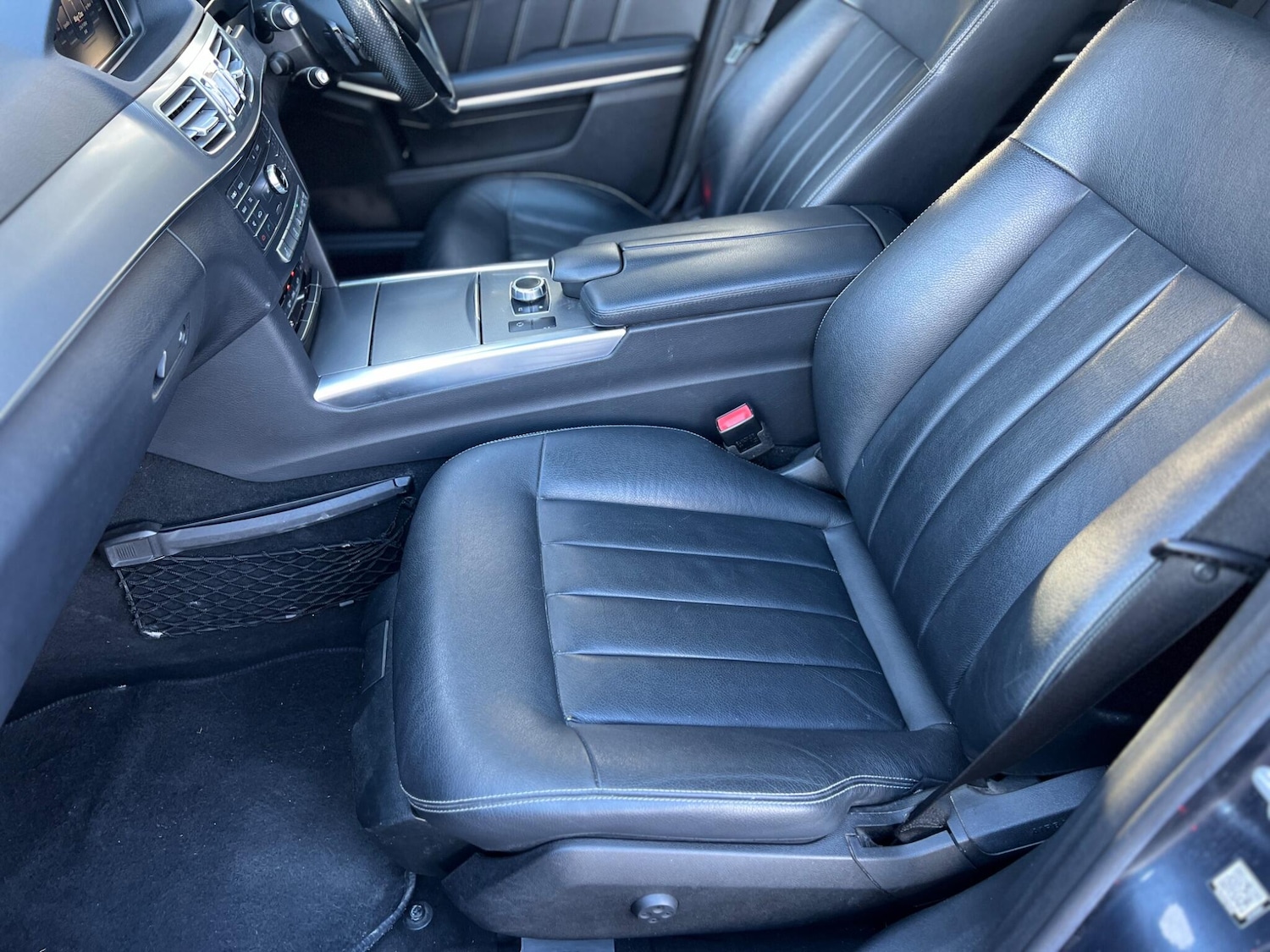 Used Mercedes-Benz E Class 2015 for sale - 77892708: Photo 61