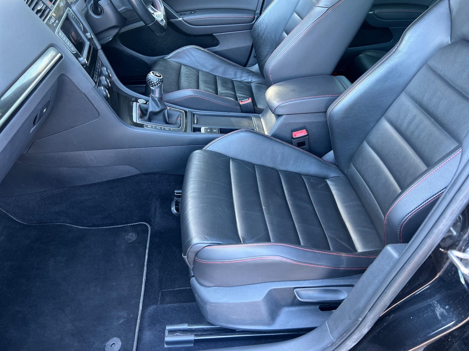 Used Volkswagen Golf 2015 for sale - 78116106: Photo 44