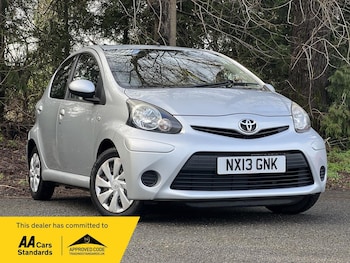 (13) - 1.0 VVT-i Ice Euro 5 5dr