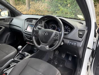 Used Hyundai i20 2018 for sale - 79766293: Photo