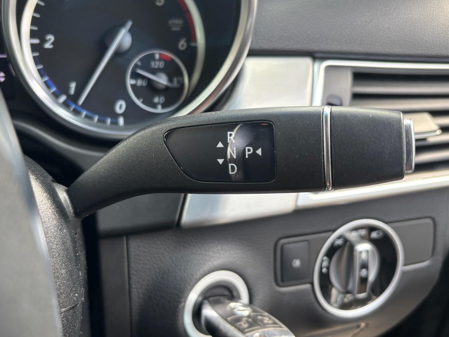 Used Mercedes-Benz M Class 2012 for sale - 78148360: Photo 19